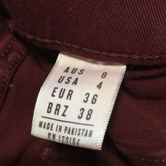 Pull on jeans deep red stretchy Jeans. Size 8 - Picture 4 of 8